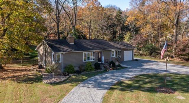 Photo of 87 Old Croton Rd, Raritan Twp., NJ 08822-5924