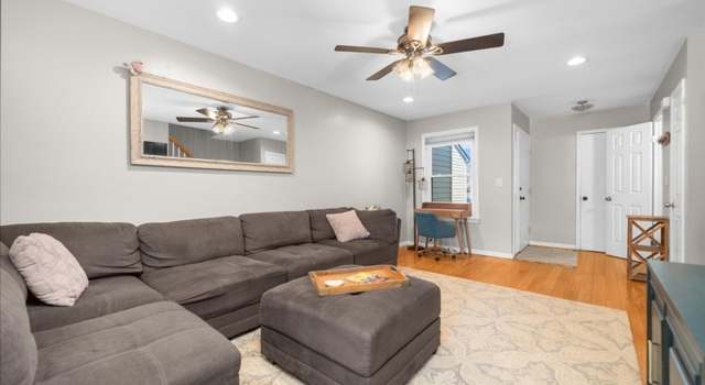 Photo of 424 Willow Ct, Raritan Twp., NJ 08822-3132