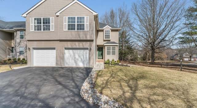 Photo of 25 Forsgate Ter, Clinton Twp., NJ 08801-1641