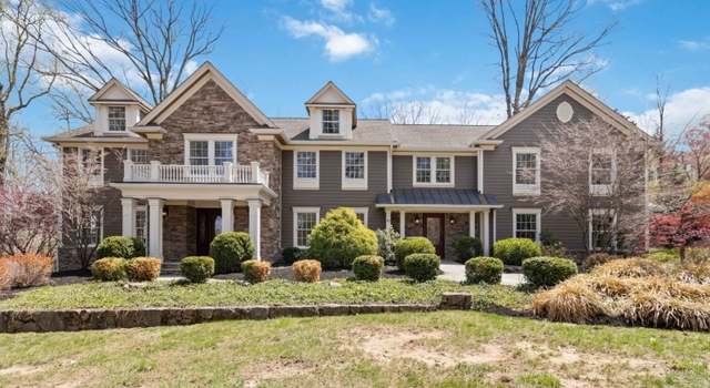 Photo of 10 Flintlock Ct, Bernardsville Boro, NJ 07924-2214