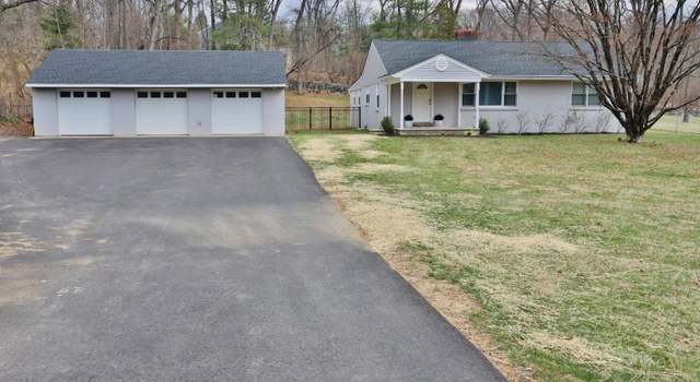 Photo of 48 Mackenzie Rd, Hampton Boro, NJ 08827