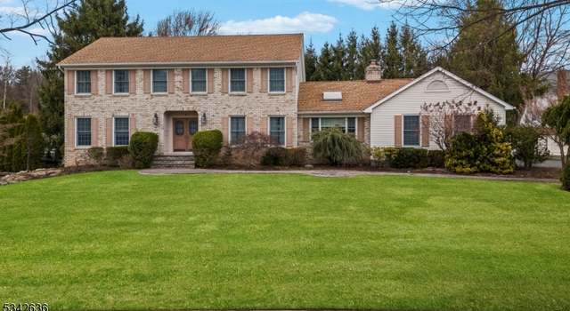 Photo of 15 Fidelian Way, Montville Twp., NJ 07082-1060