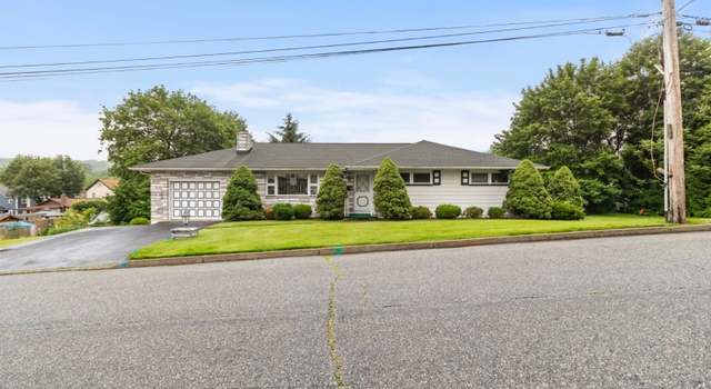Photo of 35 Hillside Ave, Netcong Boro, NJ 07857-1613