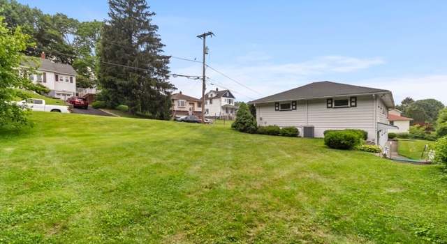 Photo of 35 Hillside Ave, Netcong Boro, NJ 07857-1613
