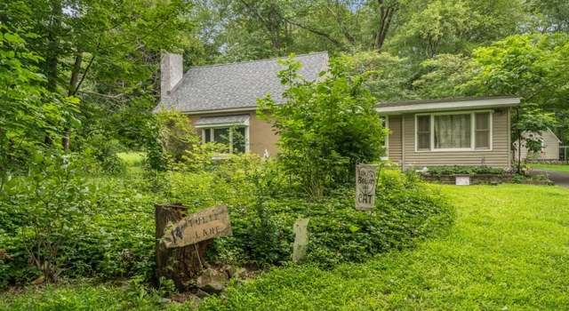Photo of 14 Tulip Ln, Bethlehem Twp., NJ 08804-3518