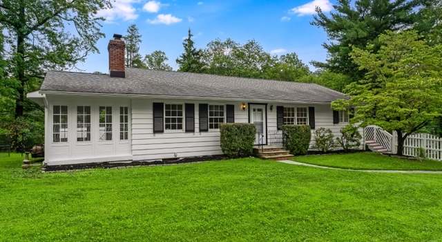 Photo of 109-111 Anderson Hill Rd, Bernardsville, NJ 07924-1830