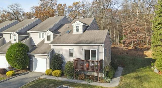 Photo of 9 Lapis Cir, West Orange Twp., NJ 07052-2157