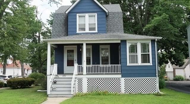 Photo of 327 Washington Ave, Dumont Boro, NJ 07628-2356