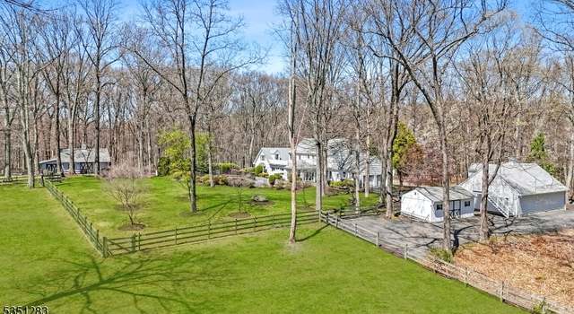 Photo of 8 Craig Rd, Clinton Twp., NJ 08801-3006