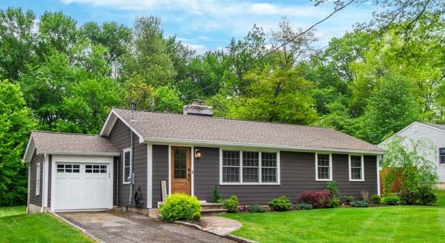 Photo of 52 Warren St, Hanover Twp., NJ 07981-1921