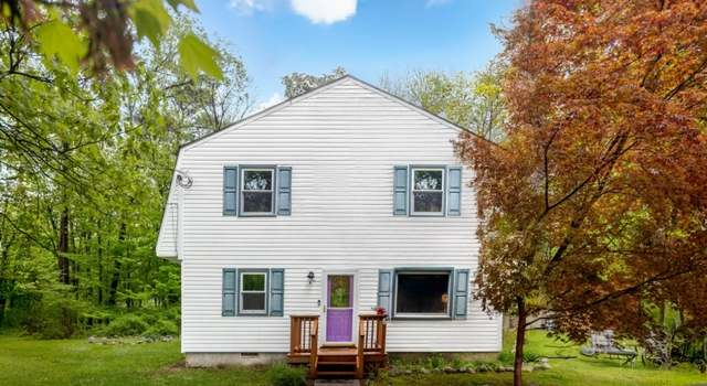 Photo of 6 New Myrtle Dr, Montague Twp., NJ 07827-3006