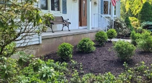 Photo of 10 Shepherds Ln, Whitehouse Station, NJ 08889-3140