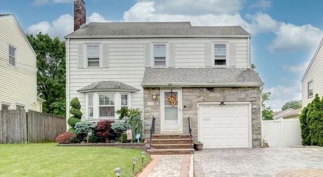Photo of 126 Bender Ave, Roselle Park Boro, NJ 07204-2402