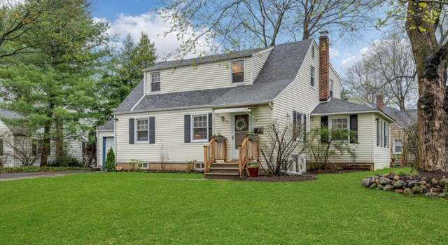 Photo of 17 Vale Dr, Mountain Lakes Boro, NJ 07046-1420