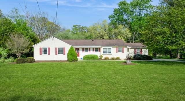 Photo of 19 Whippoorwill Way, Montgomery Twp., NJ 08502-5827