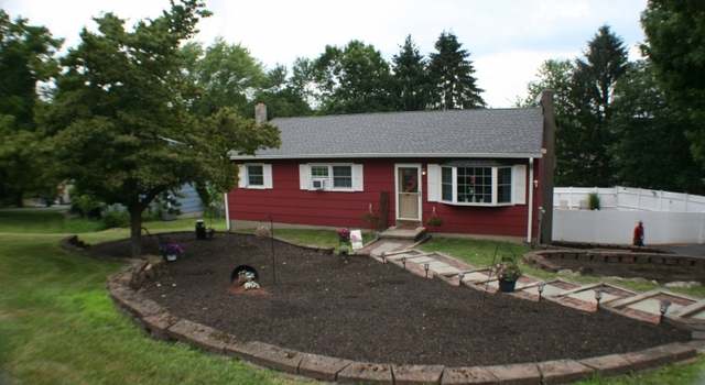 Photo of 31 Bettino Dr, Ogdensburg Boro, NJ 07439-1041