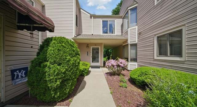 Photo of 136 Changebridge Rd #4, Montville Twp., NJ 07045-9101