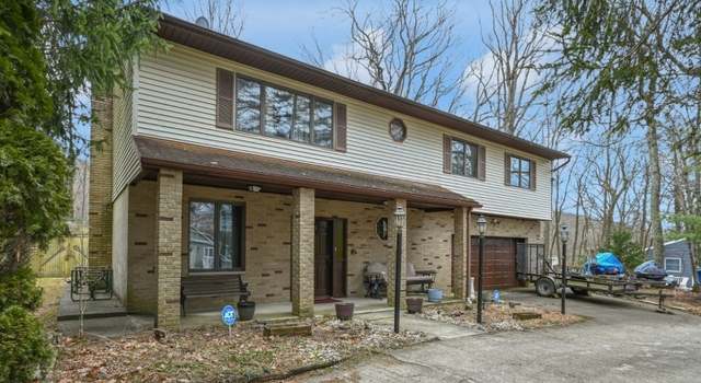 Photo of 8 Papscoe Rd, West Milford Twp., NJ 07421-1615