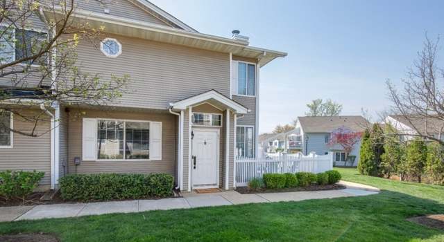 Photo of 71 Ashley Ct, Bedminster Twp., NJ 07921-1440