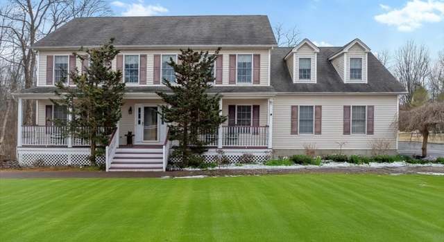 Photo of 12 Meadow Ridge Rd, Knowlton Twp., NJ 07832-2445