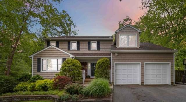 Photo of 1 Deborah Dr, Morristown, NJ 07960-3641