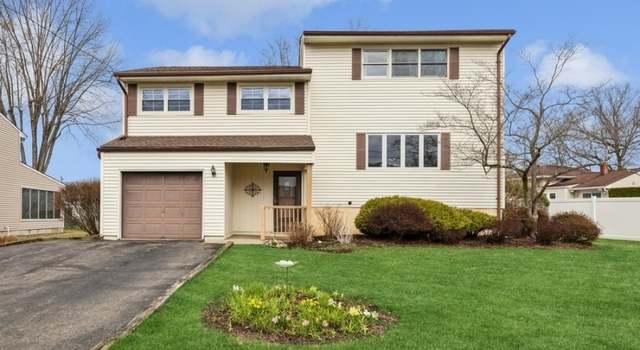 Photo of 31 Devonshire Ter, Mount Olive Twp., NJ 07836-9536