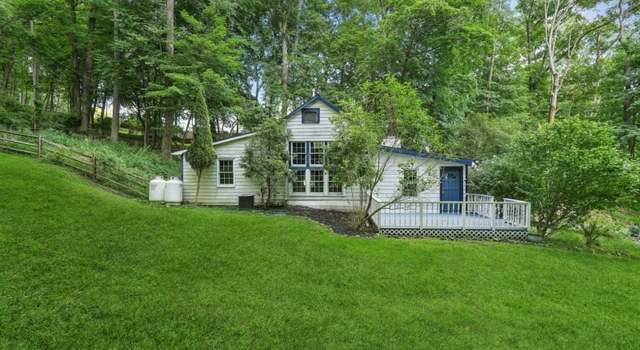 Photo of 32 Frog Hollow Rd, Tewksbury Twp., NJ 07830-3208