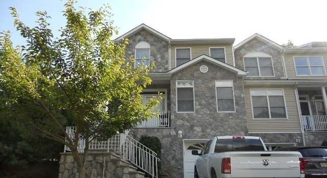 Photo of 4 Autumn Ridge Rd, Parsippany-troy Hills Twp., NJ 07950-1194