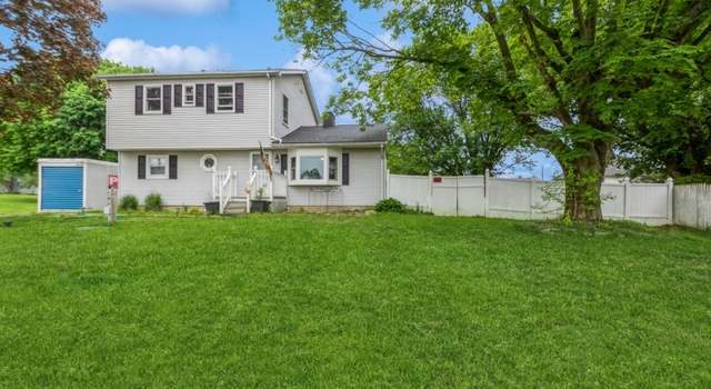 Photo of 8 Mill Brook Rd, Franklin Twp., NJ 07882-3577