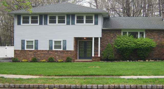 Photo of 40 Ridge Rd, Roxbury Twp., NJ 07876-1840
