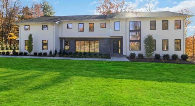 Photo of 13 Dogwood Dr, Mendham Twp., NJ 07960-3309