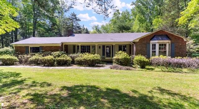 Photo of 98 Dreahook Rd, Whitehouse Station, NJ 08889-3333