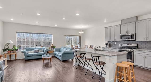 Photo of 1203 Parkview Ln, Rockaway Twp., NJ 07866-2082