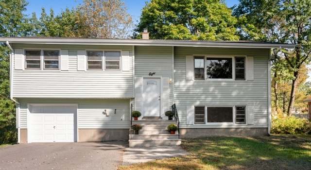 Photo of 8 PARKWAY Dr, Montville Twp., NJ 07058-9551