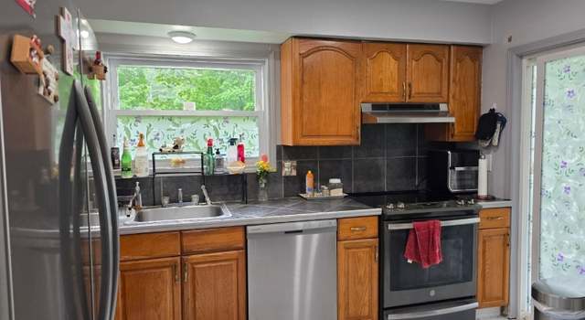 Photo of 369 Lake Shore South Dr, Montague Twp., NJ 07827