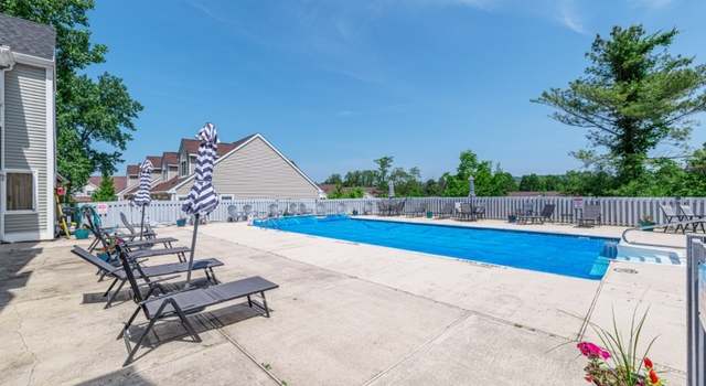 Photo of 147 Falcon Ridge Way, Hamburg Boro, NJ 07419-1148