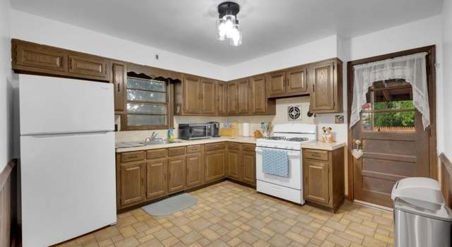 Photo of 239 Angle Ave, Manville Boro, NJ 08835-2315
