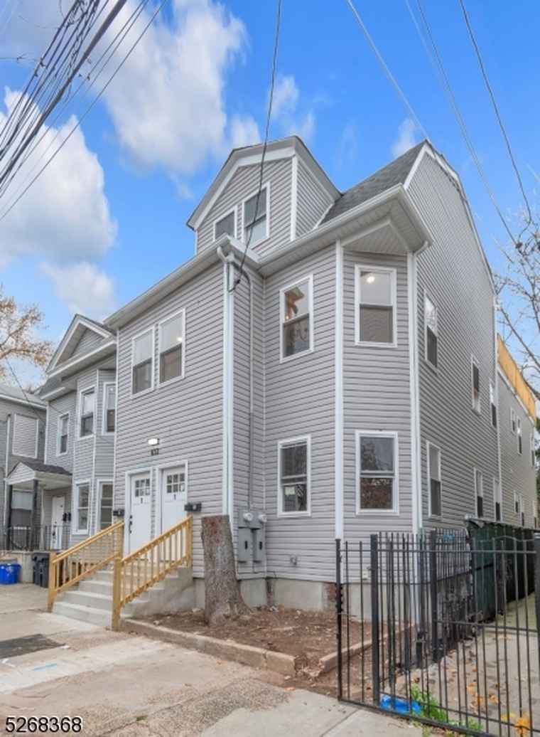 Photo of 832 S 18th St Newark City, NJ 07108-1106
