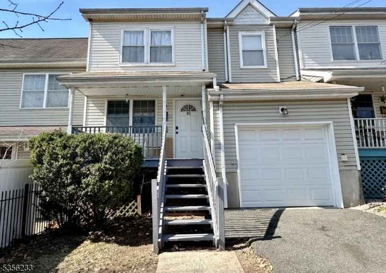 Photo of 83 Magnolia St Newark City, NJ 07108-2012