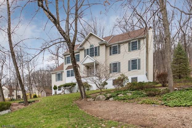 8 Laurel St Morris Plains Boro Nj 07950 2038 Mls 3550058 Redfin