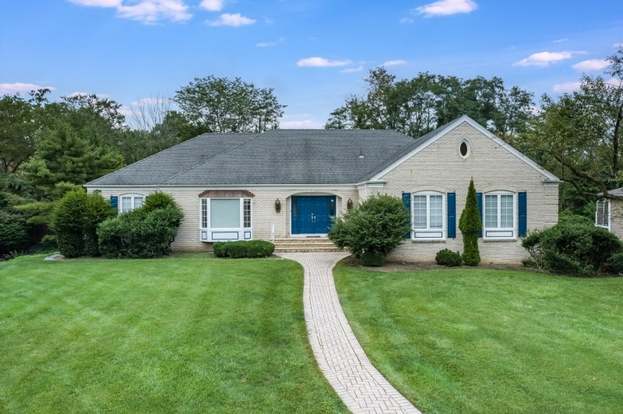 Ranch Style - Short Hills, NJ Homes for Sale