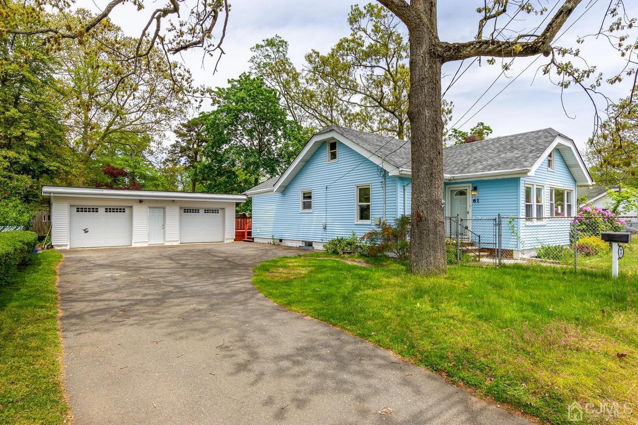 61 Mundy Ave, Spotswood, NJ 08884 | MLS# 2016028 | Redfin