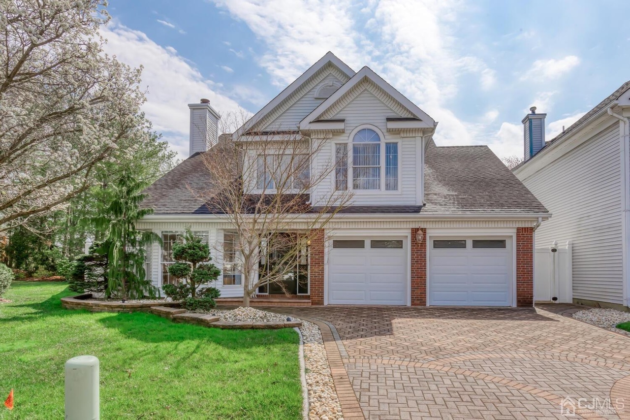 19 Glen Oaks Ct Old Bridge NJ 08857 MLS# 2115028R Redfin 19 Glen Oaks Ct Old Bridge NJ 08857 MLS# 2115028R Redfin
