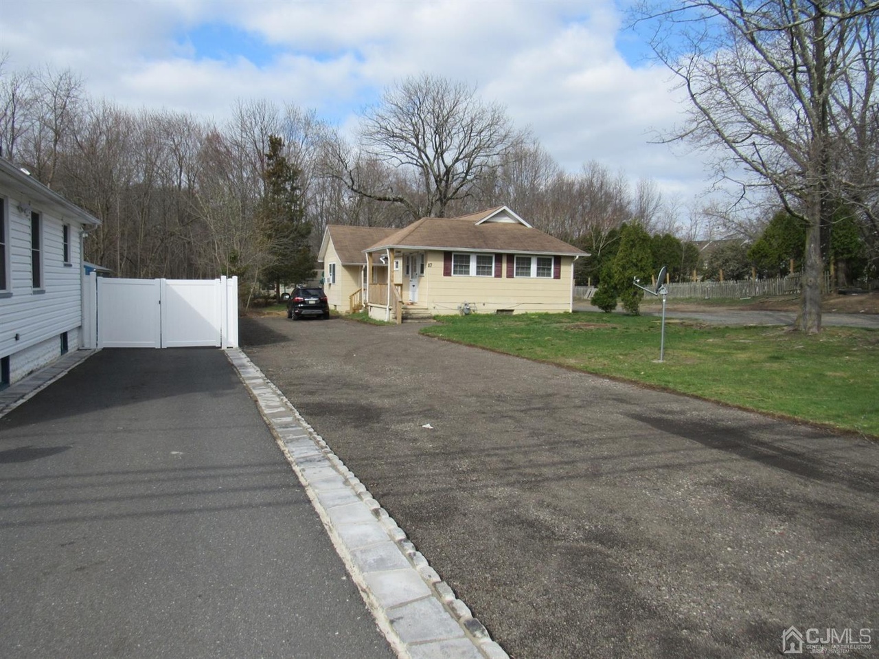 17 Wilson Ave Ave, Englishtown, NJ 07726 MLS 2110612 Redfin