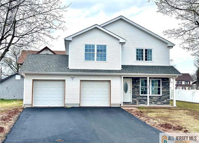 Property at 101 S Dover Ave, Franklin, NJ 08873, 4 beds, 2.5 baths