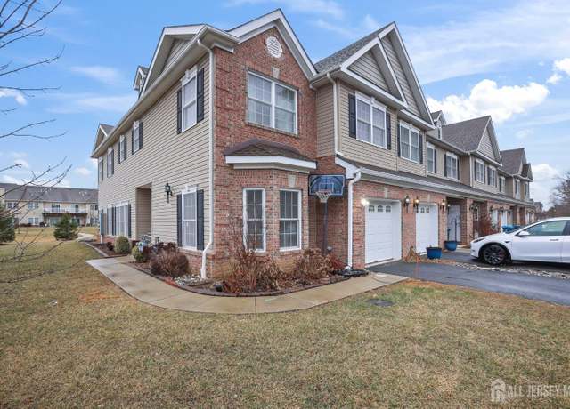 Property at 85 Morgan Way, Monroe, NJ 08831, 3 beds, 2.5 baths