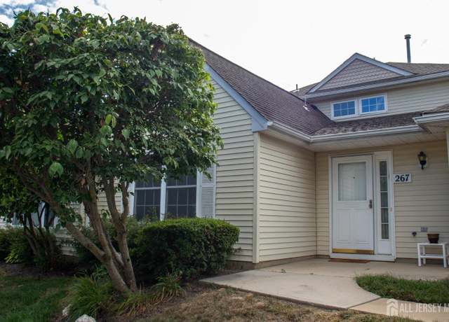 Property at 267 Nighthawk Dr, Monroe, NJ 08831, 2 beds, 2.5 baths