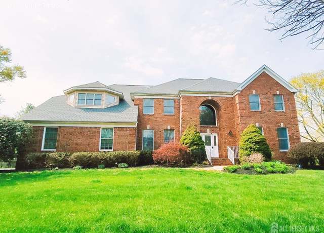 Property at 12 Hills Dr, Montgomery, NJ 08502, 5 beds, 4.5 baths
