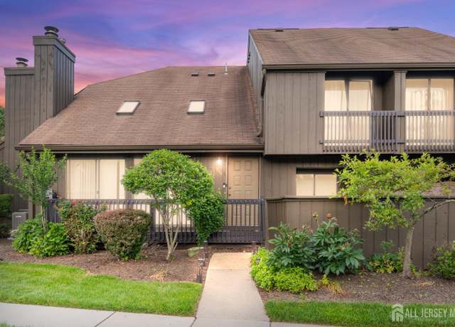 Property at 348 Westgate Dr, Edison, NJ 08820, 2 beds, 2.5 baths