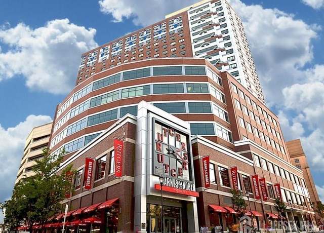 Property at 110 Somerset St #2101, New Brunswick, NJ 08901, 1 bed, 1 bath